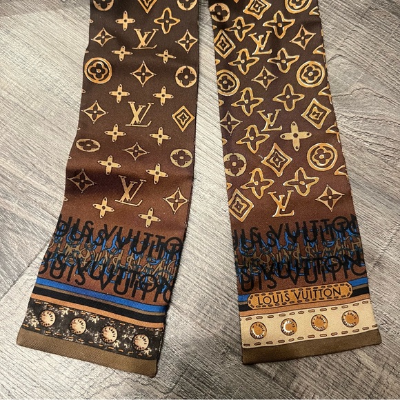 Louis Vuitton bandeau - Picture 2 of 8